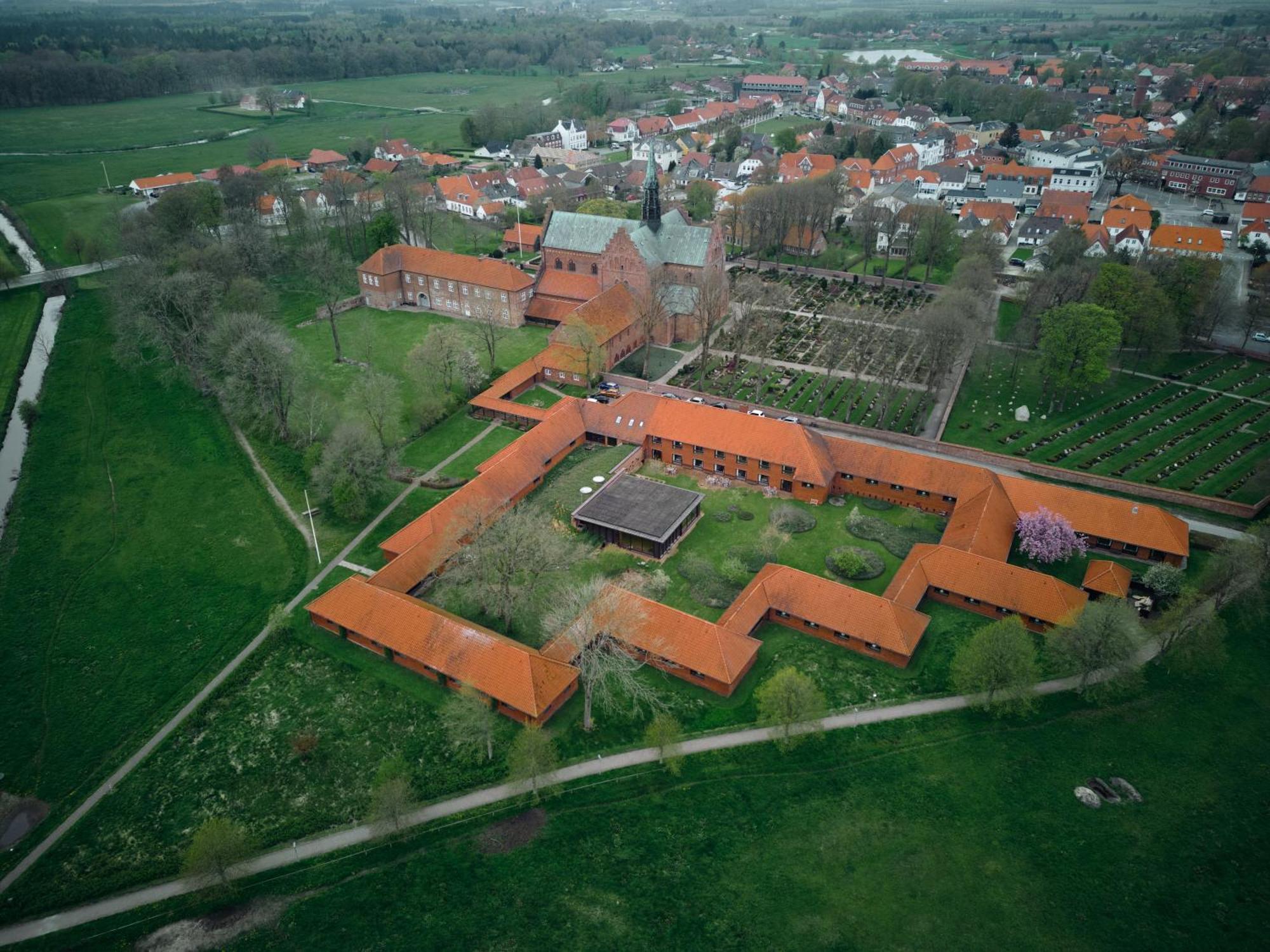 Logumkloster Refugium Exteriör bild